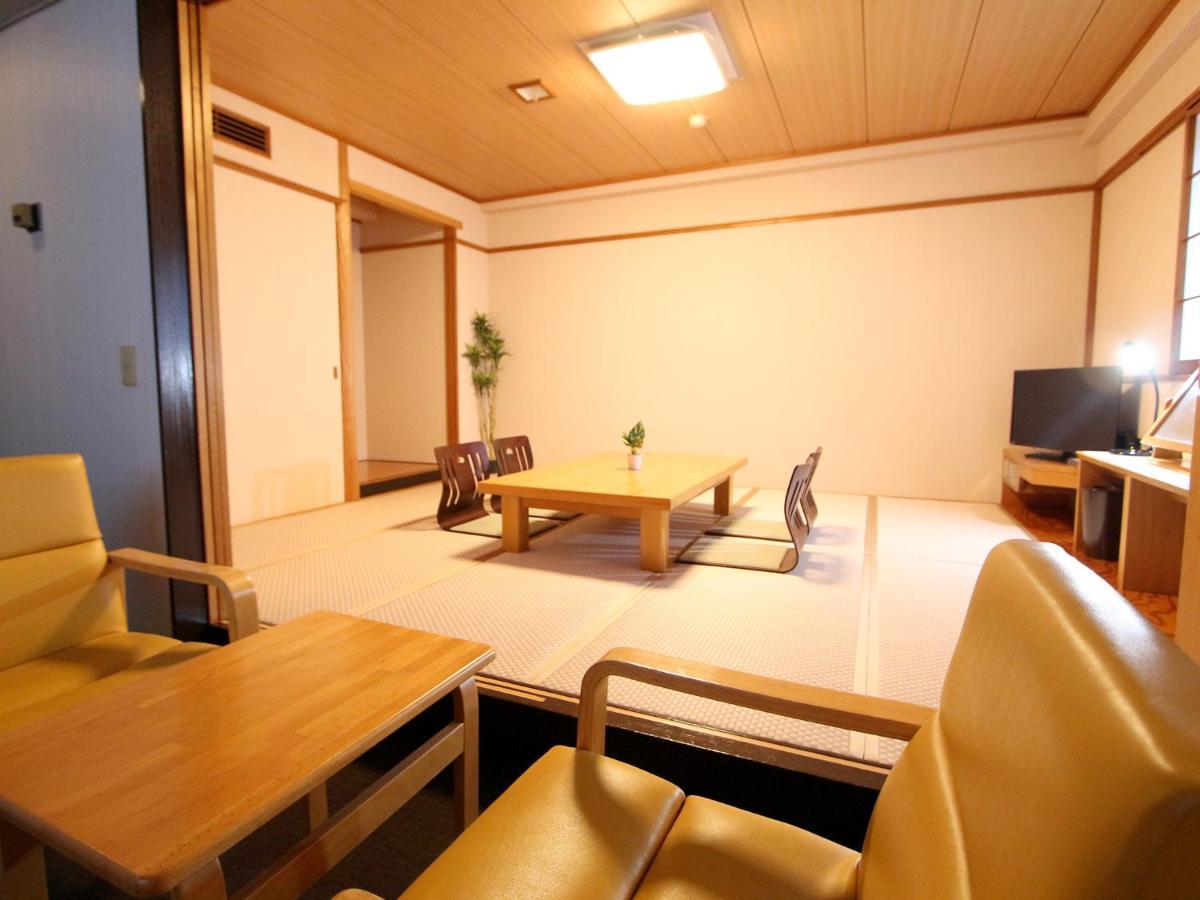 Hotel Livemax Budget Utsunomiya Dış mekan fotoğraf